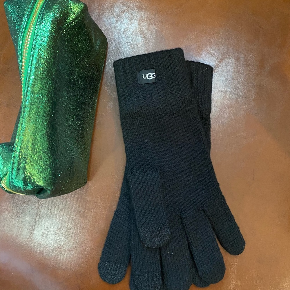 UGG gloves